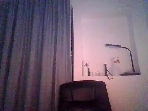 Snapshot of Leila1965 chatting on 11.08.25 Leila1965 online show from 11.08.25