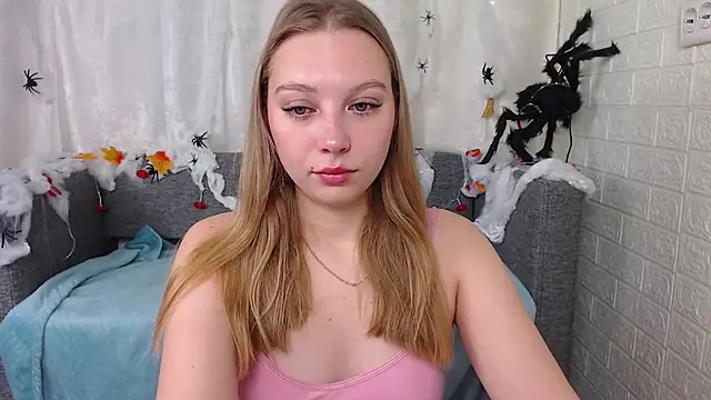 bellaa love  online show from 10.23.25