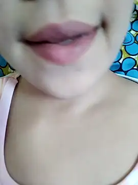 Snapshot of Anki-doll chatting on 09.12.25 Anki-doll online show from 09.12.25