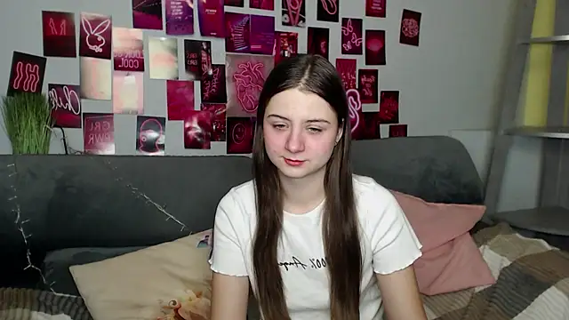 MilanaRoza online show from 10.25.25