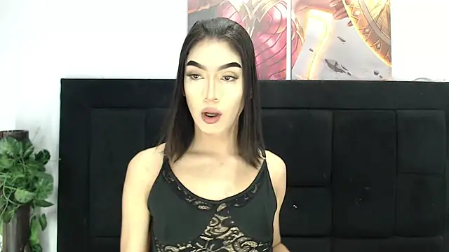 Snapshot of Eban_Dustan chatting on 10.30.25 Eban Dustan online show from 10.30.25