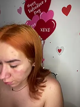 Snapshot of Im_Valen_Cute chatting on 02.16.25 Im Valen Cute online show from 02.16.25