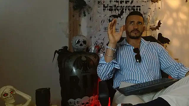 Reiko 85  online show from 10.23.25