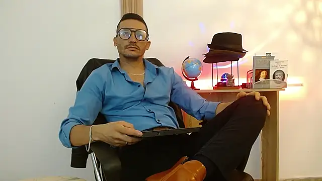 Reiko 85  online show from 11.04.25