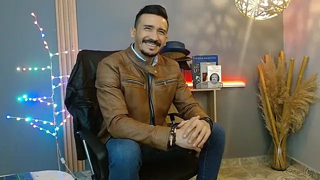 Reiko 85  online show from 02.21.26