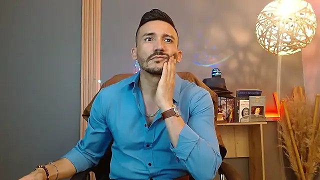 Reiko 85  online show from 03.23.26