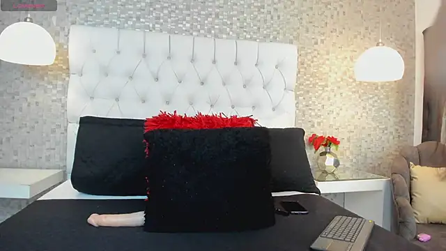 MonserratPeters online show from 02.03.25