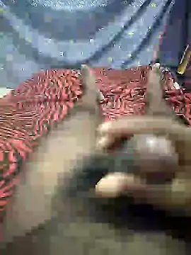 mallucallboy2104 online show from 01.24.25