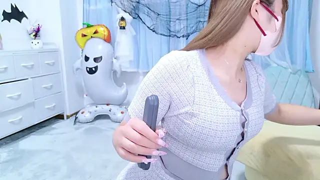 MAIKA pyon online show from 10.26.25