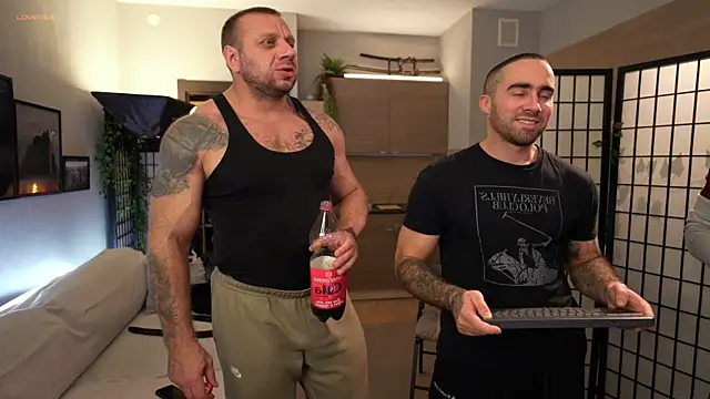 Snapshot of Alex_xxx chatting on 11.15.25 Alex xxx online show from 11.15.25