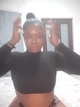 Luciouslips00 online show from 12.15.24