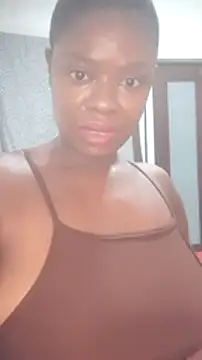 Luciouslips00 online show from 01.04.25