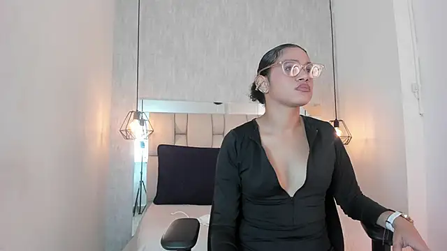 Alahia Baiter online show from 12.10.24