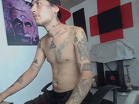Snapshot of patrik_tattoo_ chatting on 05.20.26 patrik tattoo online show from 05.20.26