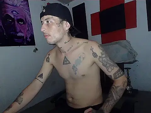 Snapshot of patrik_tattoo_ chatting on 05.29.26 patrik tattoo online show from 05.29.26