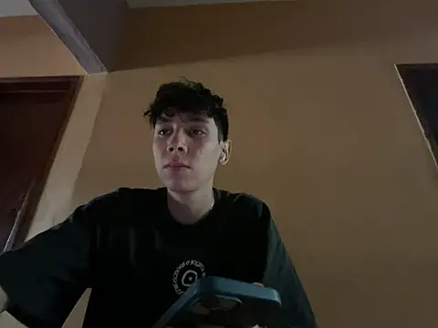 Omaaaaaaa00001 online show from 02.06.25