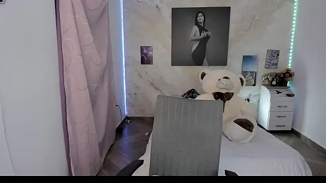 alinabozz1 online show from 04.11.26