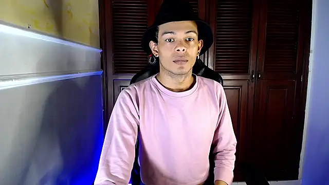 rose Skinny  online show from 10.08.25
