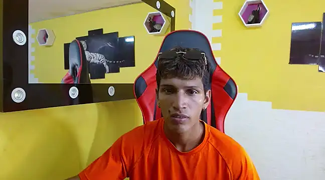 mau elixxx online show from 01.29.25