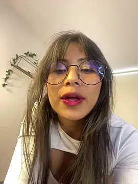 Jade Zephyra online show from 02.05.26