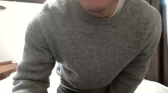 YU-KI00 online show from 03.19.25