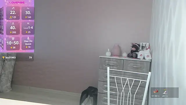 Snapshot of WendyWillson chatting on 11.12.25 WendyWillson online show from 11.12.25