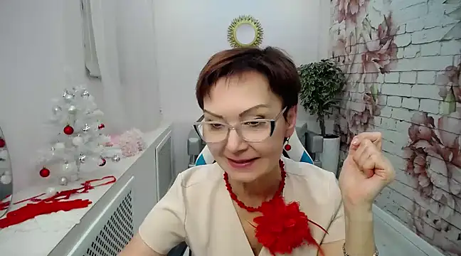 Snapshot of Cutie_Asya chatting on 12.30.24 Cutie Asya online show from 12.30.24