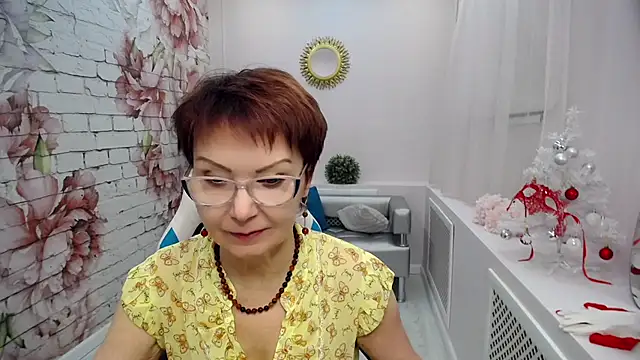 Snapshot of Cutie_Asya chatting on 01.14.25 Cutie Asya online show from 01.14.25