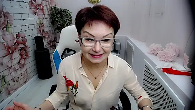 Snapshot of Cutie_Asya chatting on 01.28.25 Cutie Asya online show from 01.28.25