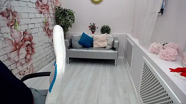 Snapshot of Cutie_Asya chatting on 02.06.25 Cutie Asya online show from 02.06.25