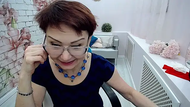Snapshot of Cutie_Asya chatting on 02.20.25 Cutie Asya online show from 02.20.25