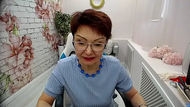 Snapshot of Cutie_Asya chatting on 03.10.25 Cutie Asya online show from 03.10.25