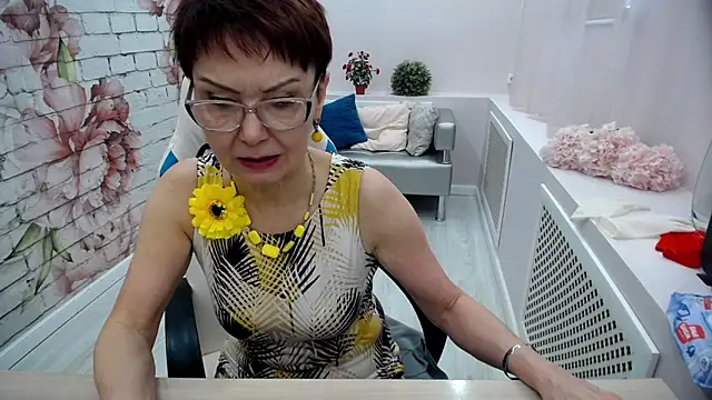 Snapshot of Cutie_Asya chatting on 03.11.25 Cutie Asya online show from 03.11.25