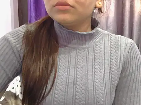 cutie-taara online show from 02.15.25