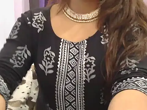 cutie-taara online show from 03.12.25