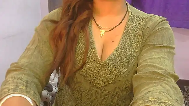 cutie-taara online show from 12.18.25