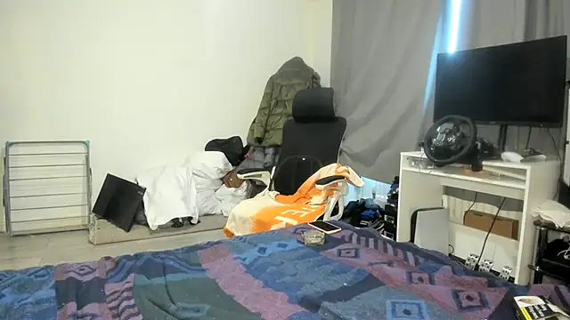 ENGLISHEMILY 69 online show from 02.11.25