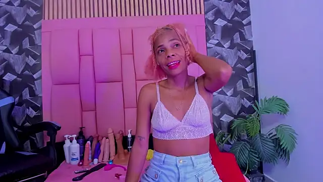 Brithanyslim online show from 12.01.25