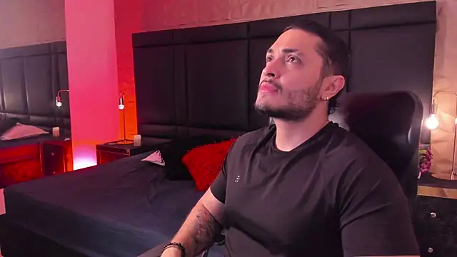 JossAckland online show from 03.08.25