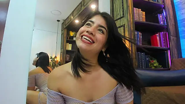 Snapshot of DeaQadesh chatting on 12.26.24 DeaQadesh online show from 12.26.24