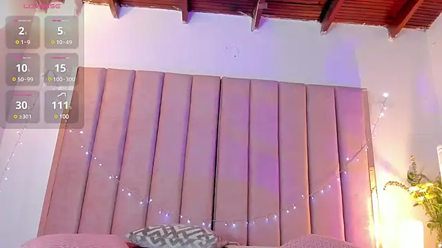 VICTORIA RASH online show from 02.04.25