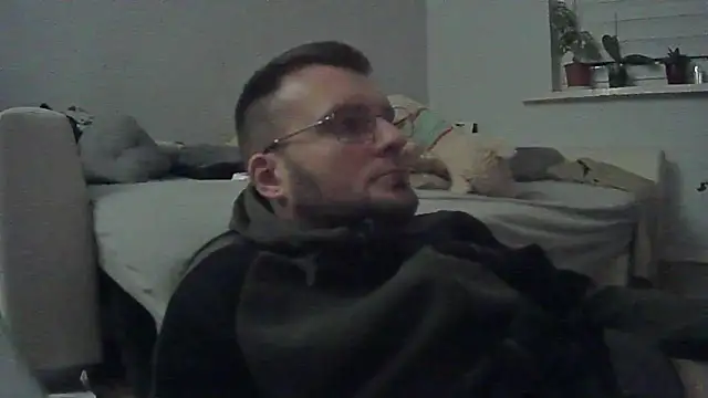 Snapshot of Datecwariatec chatting on 12.31.24 Datecwariatec online show from 12.31.24