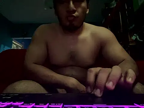 Snapshot of YoElMasHot chatting on 04.22.26 YoElMasHot online show from 04.22.26
