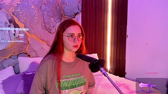 centaurigirl online show from 12.22.25