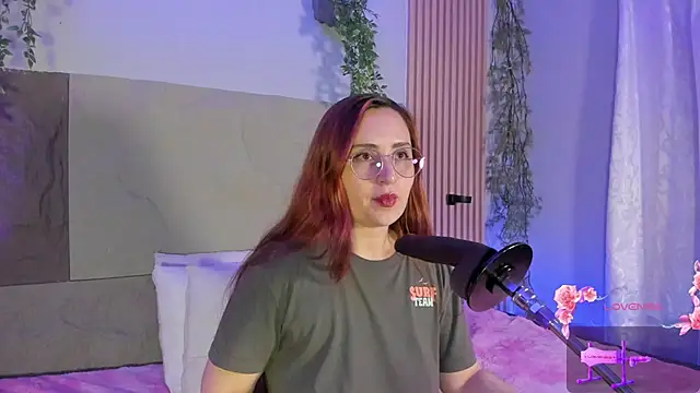 centaurigirl online show from 03.04.26