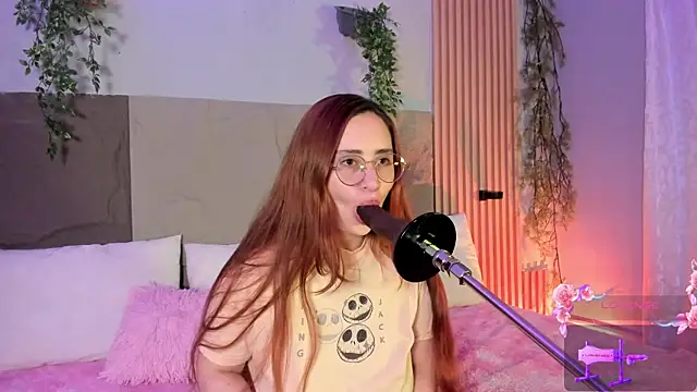 centaurigirl online show from 04.08.26