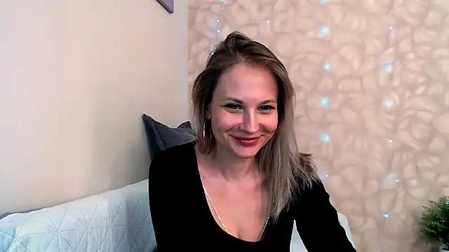 Snapshot of Sunny_bunny6 chatting on 12.06.24 Sunny bunny6 online show from 12.06.24