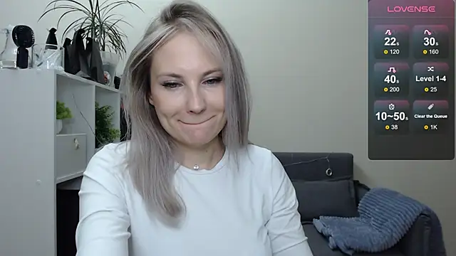 Snapshot of Sunny_bunny6 chatting on 01.03.25 Sunny bunny6 online show from 01.03.25