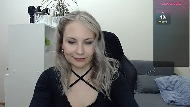 Snapshot of Sunny_bunny6 chatting on 01.11.25 Sunny bunny6 online show from 01.11.25