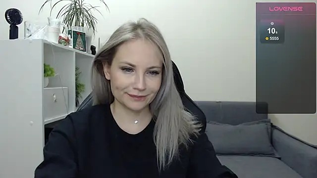 Snapshot of Sunny_bunny6 chatting on 01.22.25 Sunny bunny6 online show from 01.22.25